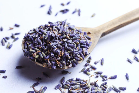 Why Bake with Dried Edible Flowers Instead of Fresh?